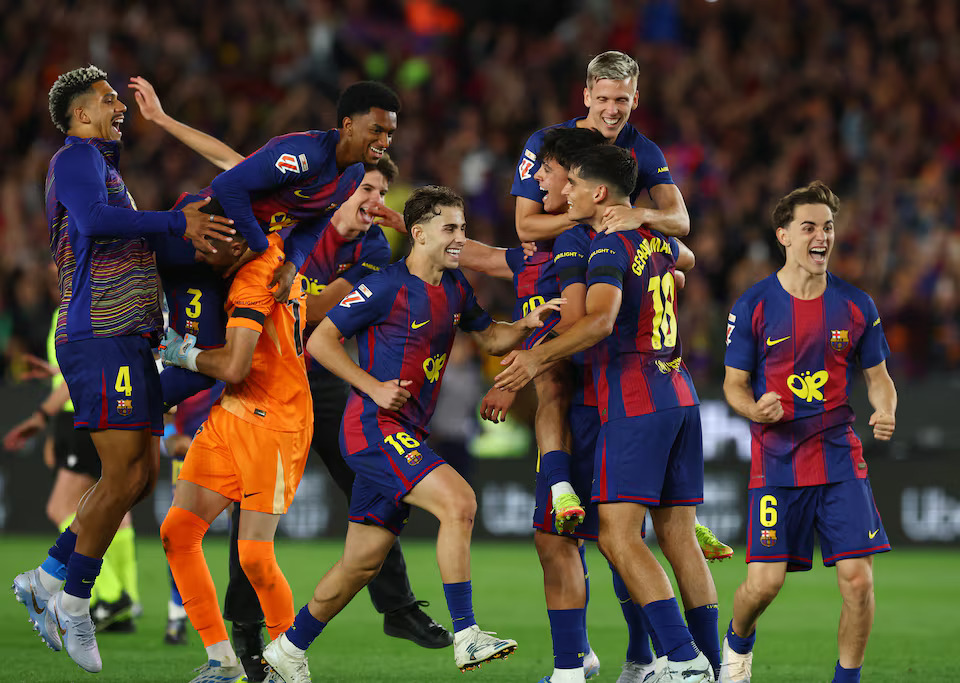 FC barcelona players celebrated after winning La Liga title and El&nbsp;